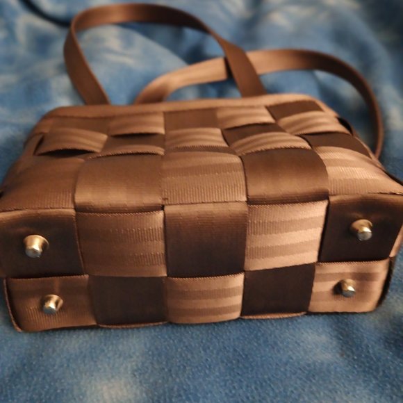 Harvey's Original Seatbelt Bag - Picture 4 of 4